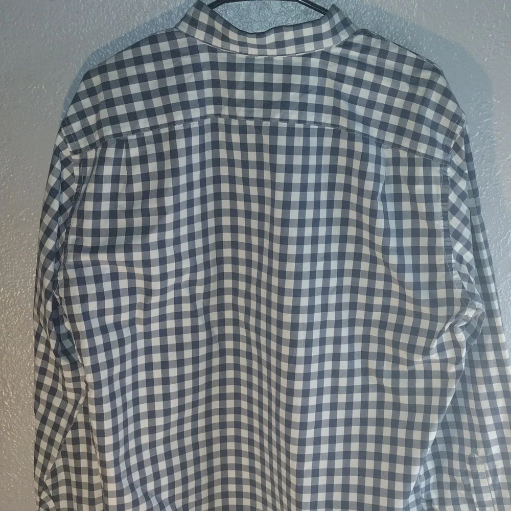 J Crew Light Weight 100% Cotton Blue and White Plaid Button Down Shirt XL